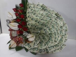 سفارش گل آرایی بهترین گل فروشی های سنندج | سفارش اینترنتی باکس تاج دسته گل گل آرایی تزئین پول عروسی تولد سنندج کردستان