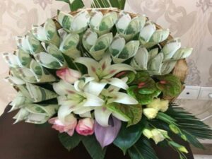 گل آرایی و تزئین پول برای عروسی و تولد ارومیه | مرکز خرید وسایل سفره عقد ارومیه | قیمت کرایه وسایل سفره عقد ارومیه