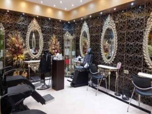انجام کلیه انواع خدمات آرایشی بهداشتی بانوان آرایشگاهی زنانه میکاپ عروس در منزل اهواز آبادان دزفول خرمشهر ماهشهر خوزستان