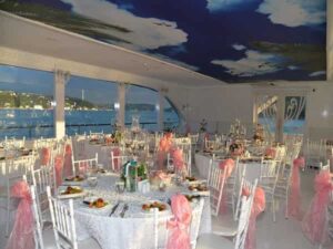 برگزاری مراسم  عروسی تولد در کشتی استانبول | خدمات مجالس تشریفات برگزاری مراسم استانبول ترکیه | تشریفات عروسی استانبول